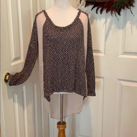 Part sweater part sheer hi low tunic by Lush - Picture 1 of 7